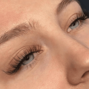 Hybrid Eyelash Extensions